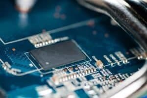 ultimate guide to surface mount technology (smt)